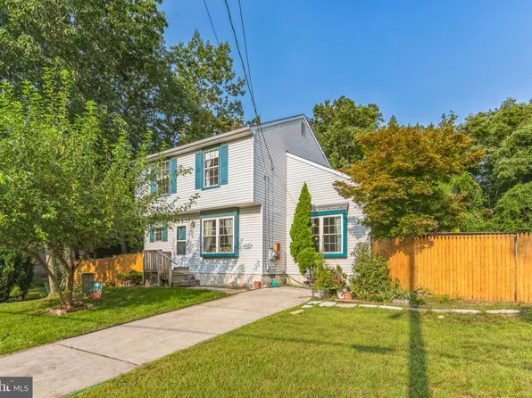 9 Walnut Ln, Clementon, NJ 08021