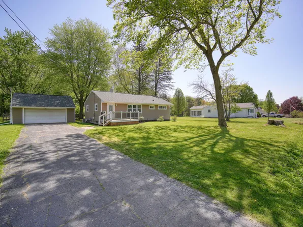 5411 Sharon Dr, Jackson, MI 49203