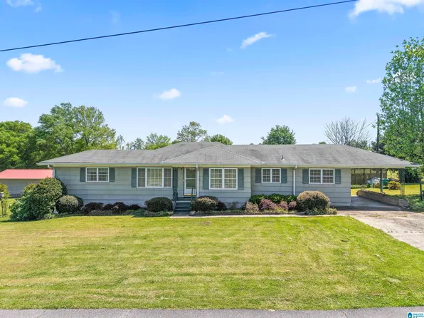 909 7th St, Pleasant Grove, AL 35127