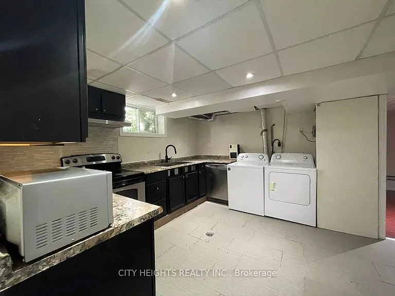 73 Hickling Trl #BASEMENT — Photo 17