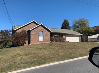 7270 Ghiradelli Rd, Knoxville, TN 37918