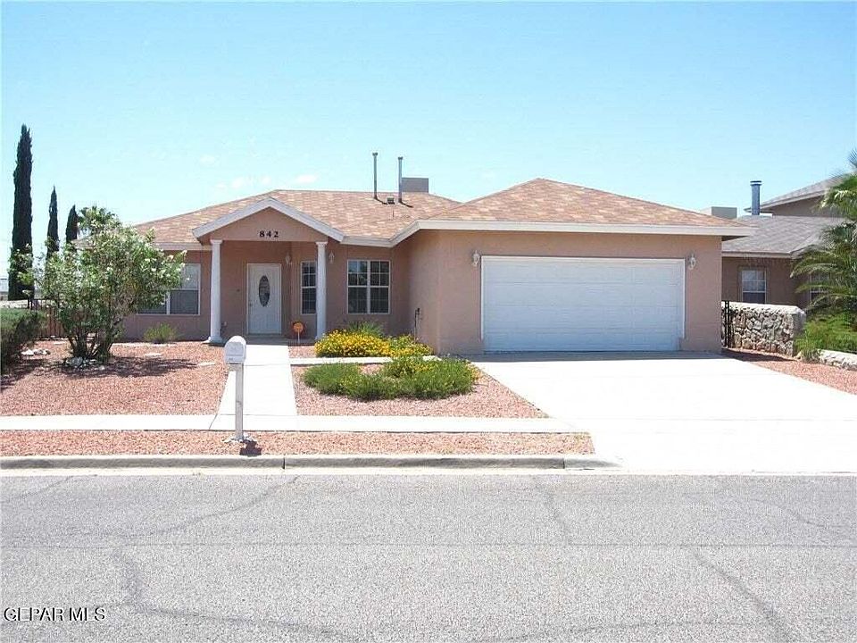 1st image of 842 De Leon Dr