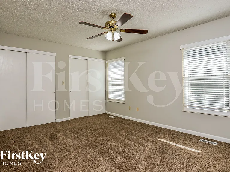 3201 Lupine Dr — Photo 9