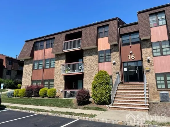191 Sierra Ct #C, Woodbridge, NJ 07095