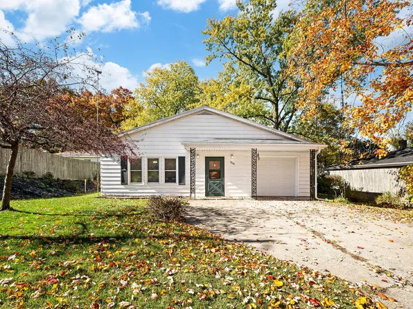 304 Hillview St, Buchanan, MI 49107