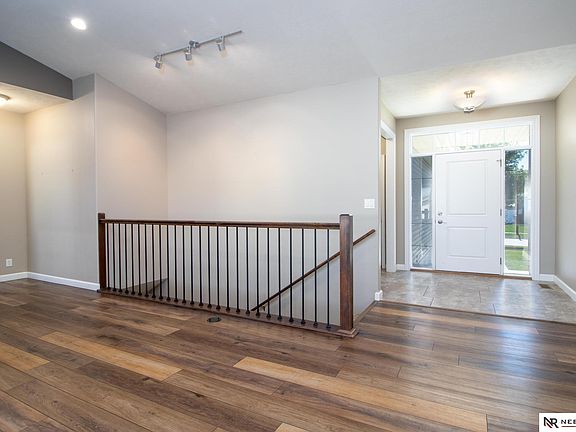 4th image of 9250 Eagleton Ln