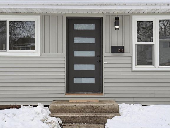 3rd image of 1314 Debra Lane