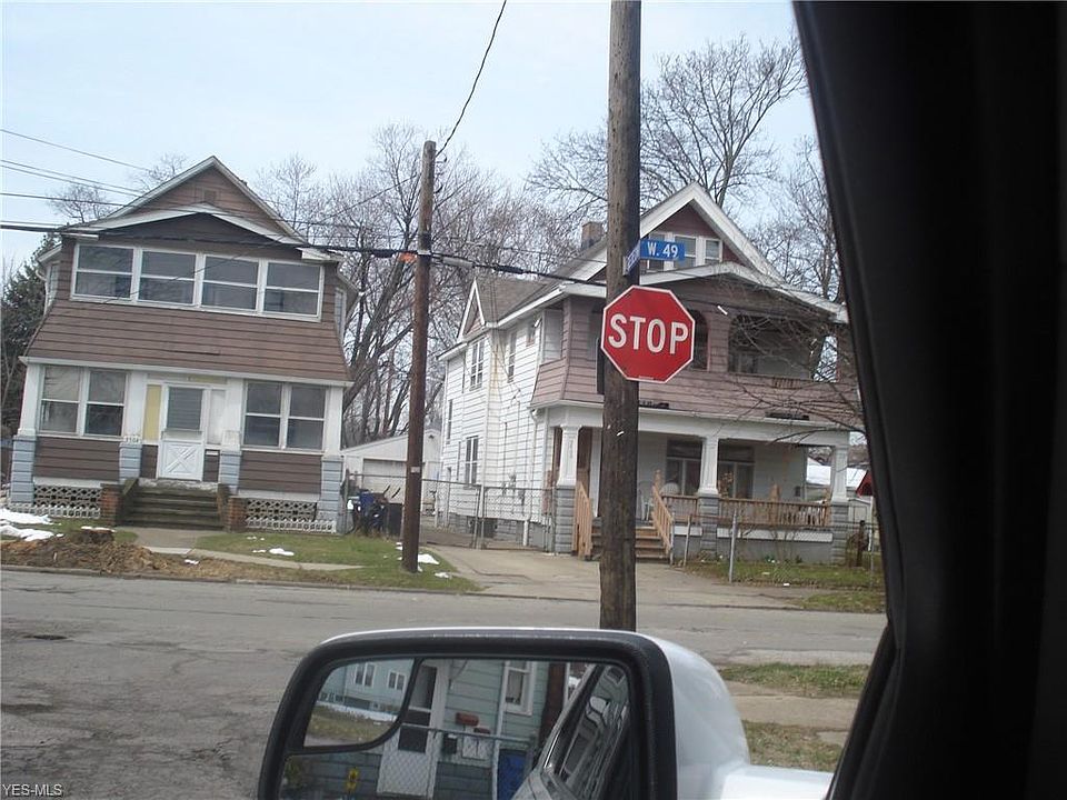 2nd image of 3500 W 49th St