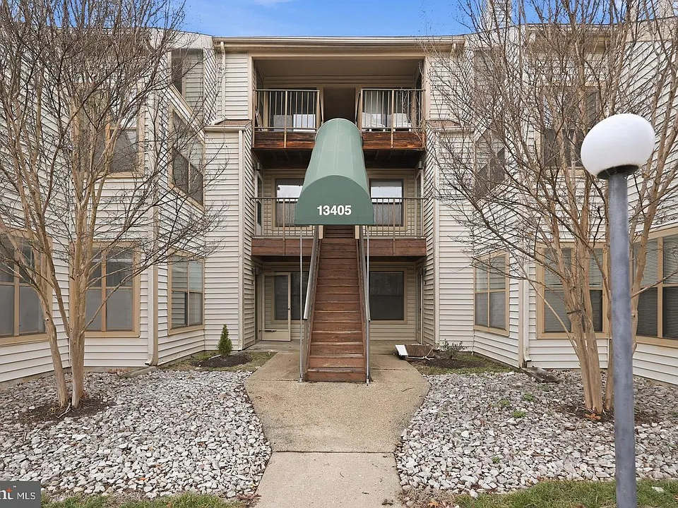 13405 Shady Knoll Dr #209