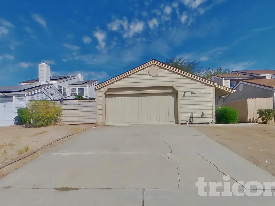 3613 Bellflower Dr