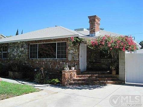 3rd image of 6546 Aqueduct Ave