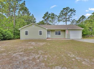 534 Sand Ridge Rd, Hubert, NC 28539