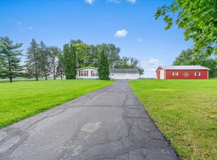 8360 Lytle Rd, Corunna, MI 48817