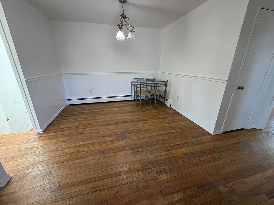 1st image of 854 Throggs Neck Expy #3