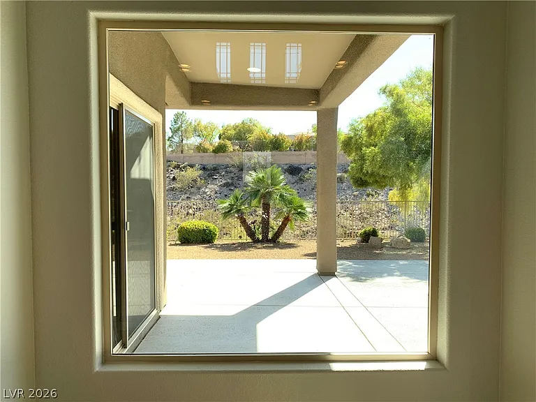 27 Plum Hollow Dr — Photo 13