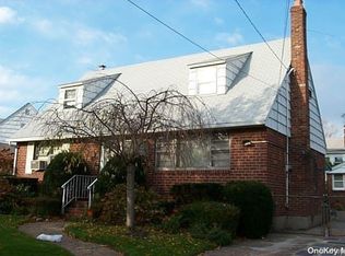 107 Margaret Dr, Valley Stream, NY 11580