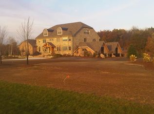 2102 Walnut Way, Dexter, MI 48130