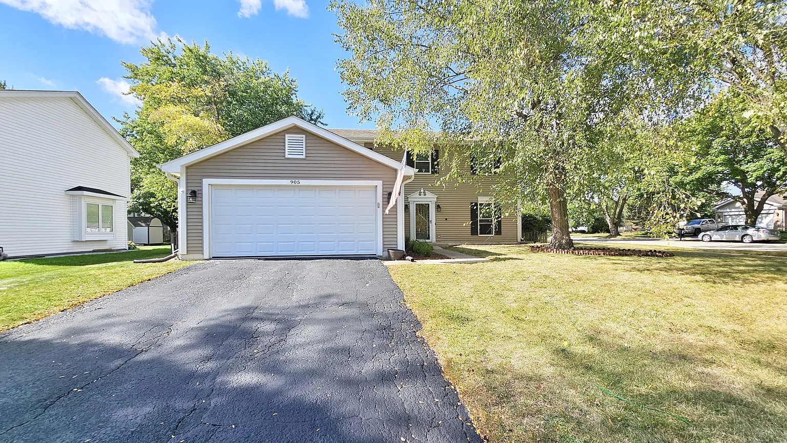 905 Thornewood Ln photo 1