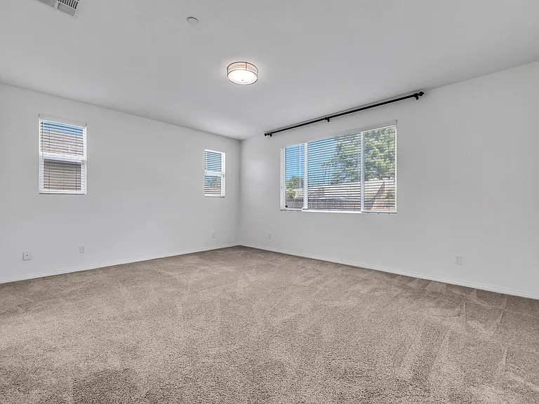 35452 Corte Los Robles — Photo 12