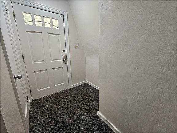 3rd image of 3200 Motor St