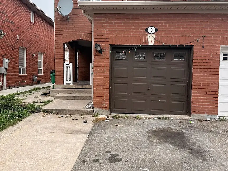 9 Dunlop Ct #BASEMENT