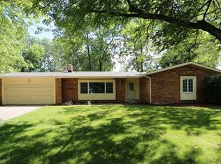 4025 Roamin Dr, Greenwood, IN 46142