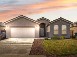 1249 Bristlecone Dr, Madera, CA 93638