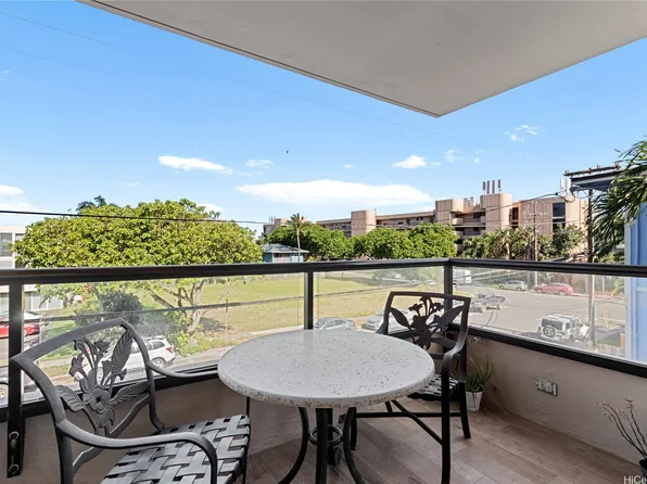 68-024 Apuhihi St APT 301W, Waialua, HI 96791