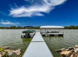 1122 E Cooper Dr, Edgerton, WI 53534