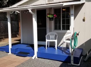 1530 Peterson Ln, Santa Rosa, CA 95403