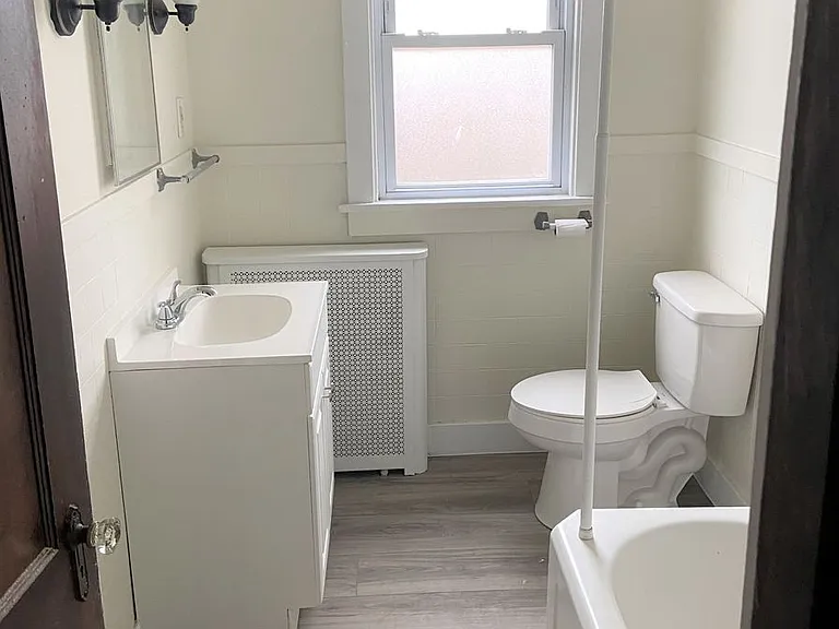 4908 Lougean Ave — Photo 5