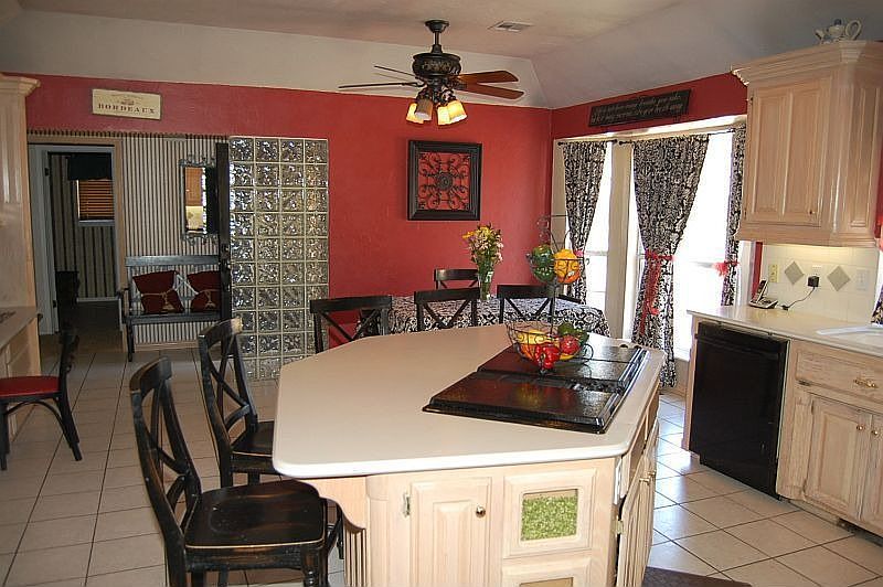 corian countertops, large eating island 