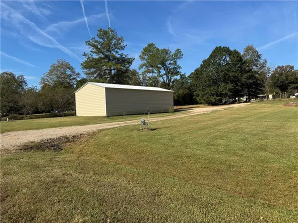 638 Effie Hwy, Deville, LA 71328