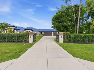 1311 Jaybird Way, Naples, FL 34105