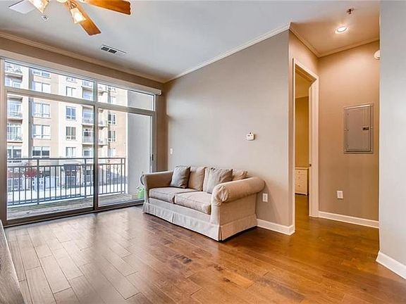 4th image of 711 Cosmopolitan Dr NE #234
