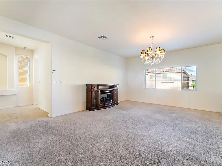 8137 Crimson Creek Ct — Photo 24