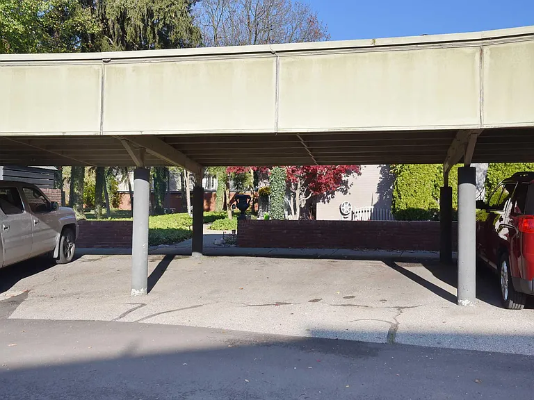 1075 N Old Woodward Ave — Photo 25