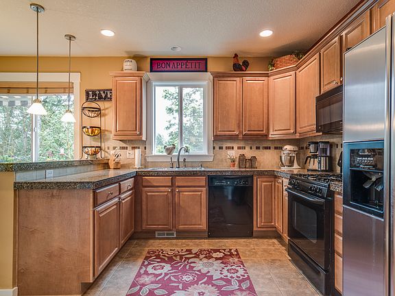 4th image of 2515 W 10th St