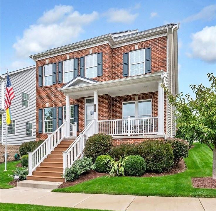 1st image of 209 Boardwalk Dr