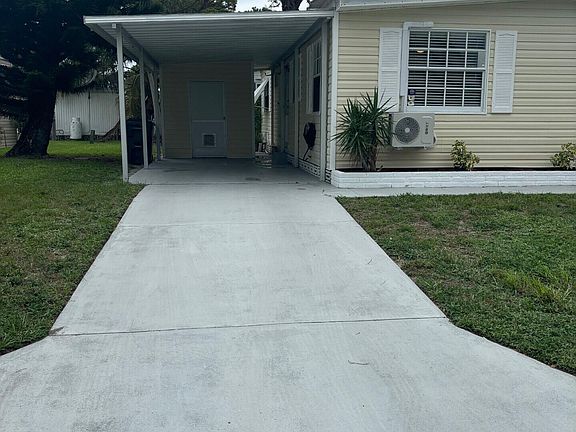 3rd image of 6293 S Ficus Ln