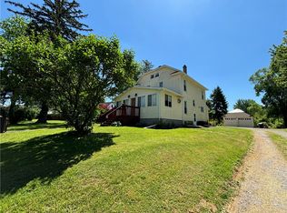 10308 Glenmark Rd, North Rose, NY 14516