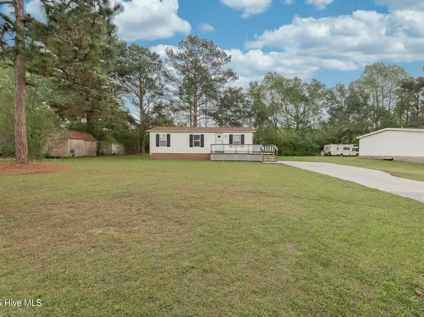 125 Woodbrook Drive, Midway Park, NC 28544