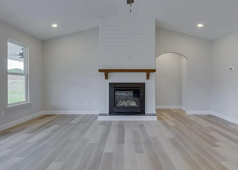 112 Walters Way — Photo 4