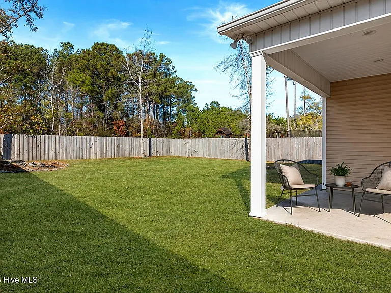 2831 Country Club Dr — Photo 16