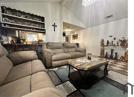 8408 Crystal Ln — Photo 4