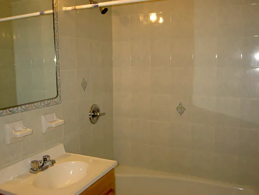 Rented by Elinor Taasa, LREB | media 17