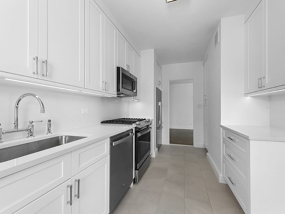 1st image of 215 E 68th St APT 3X