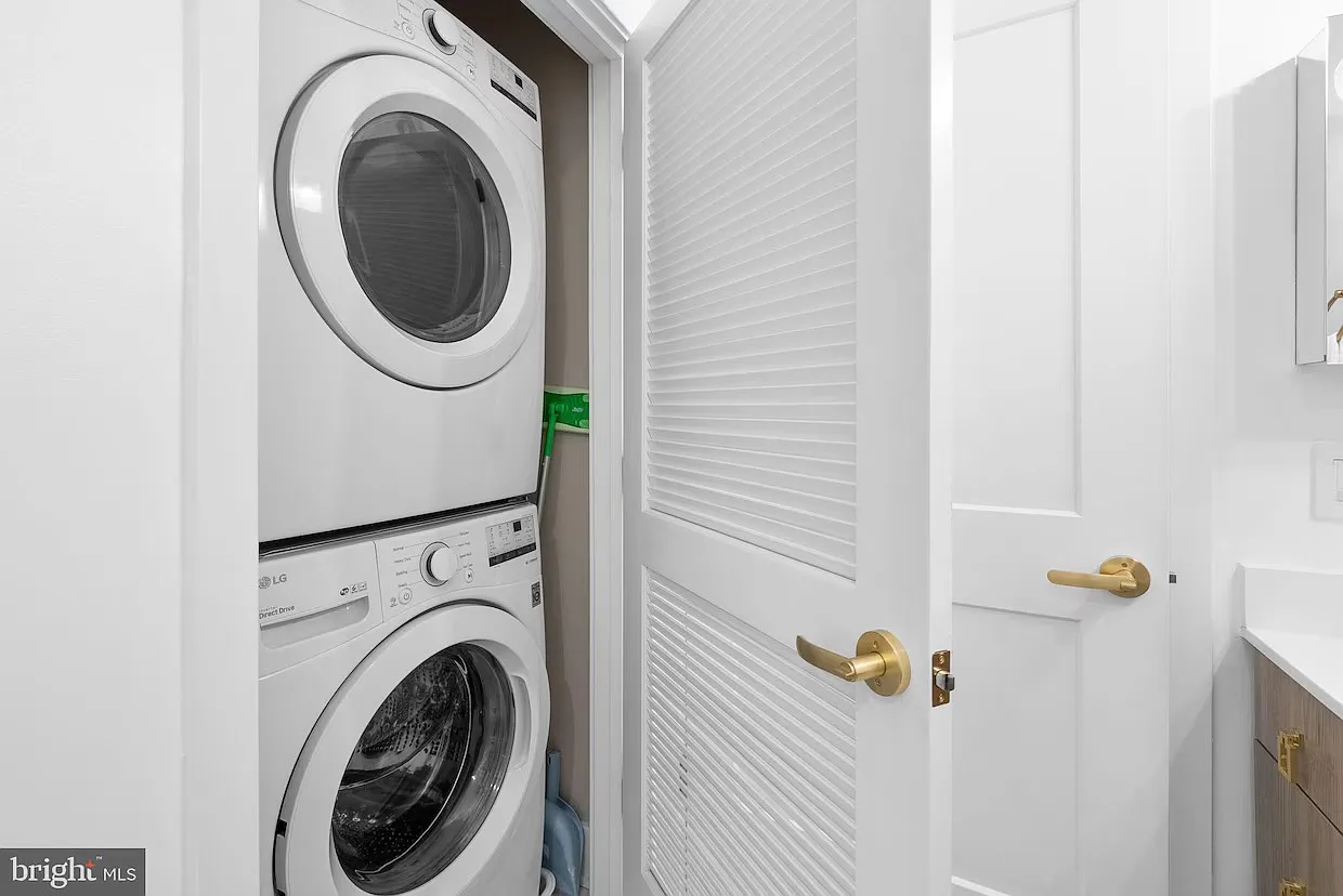 1 bed, 635 sqft, $2,295 — Photo 3