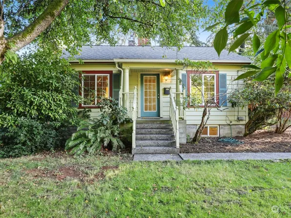 315 20th Avenue SE, Olympia, WA 98501