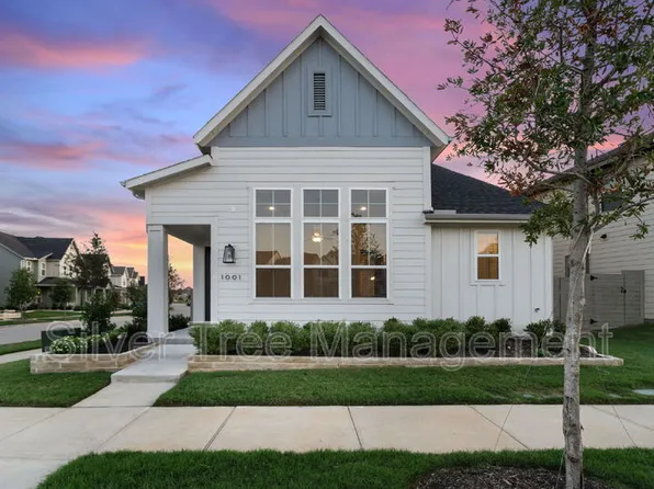 1001 14th St, Argyle, TX 76226